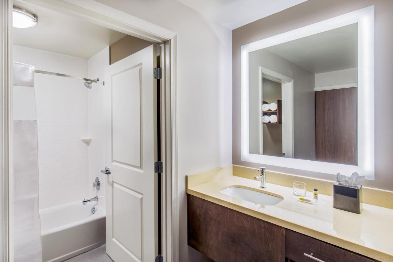 Staybridge Suites Charlottesville Airport By Ihg Exteriér fotografie