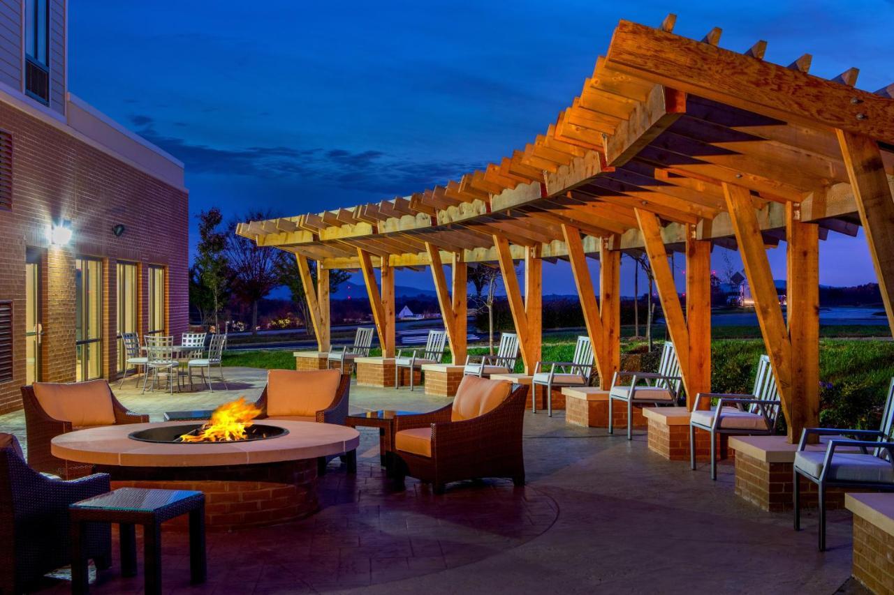 Staybridge Suites Charlottesville Airport By Ihg Exteriér fotografie