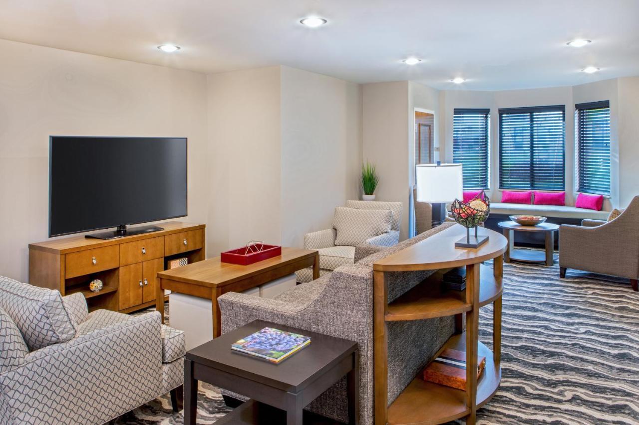 Staybridge Suites Charlottesville Airport By Ihg Exteriér fotografie